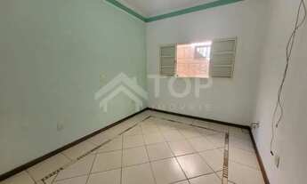 Imagem 5: Casa para alugar na Vila Brasília, São Carlos: 4 dormitórios e churrasqueira