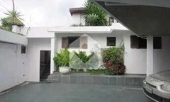 Imagem 4: Casa para venda com 5 quartos, 1441m² - Valparaíso - Petrópolis/RJ