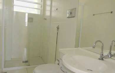 Imagem 3: Prático quarto e sala no centro para locação