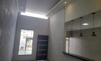 Imagem 3: Casa Nova em Vila Souto: Design Moderno, Pé-Direito Duplo e Quintal de 11m