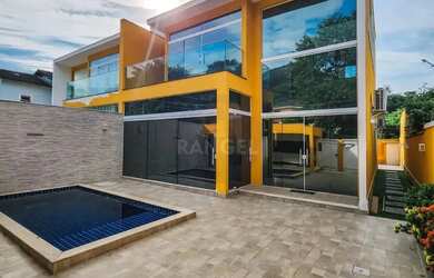 Imagem: Excelente casa de alto padrão dentro de