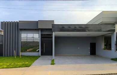 Imagem: Casa em Condomínio na Chácara Letônia