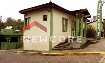 Imagem: Casa de condomínio em Estrada Municipal