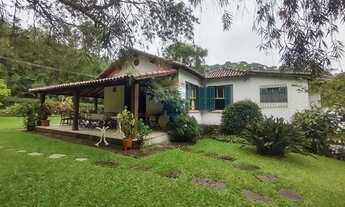 Imagem: Casa encantadora à venda com 4 quartos