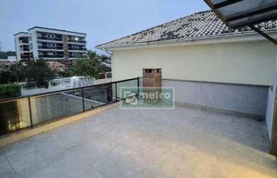 Imagem 2: Casa com 3quartos, 200 m² - venda por R$ 720.000 ou aluguel por R$ 5.933/mês - Recreio - R