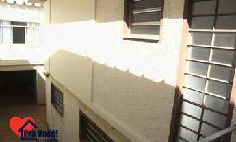 Imagem 4: Sobrado para aluguel e venda tem 208 metros quadrados com 3 quartos