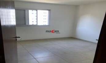 Imagem 3: Apartamento com 3 dormitórios sendo 1 transformado em closet com armários embutidos com 78