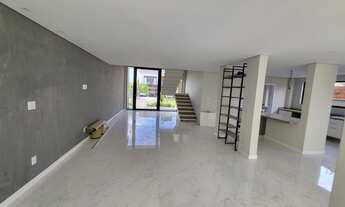 Imagem 4: Casa de condomínio sobrado para venda possui 300 metros quadrados com 3 quartos