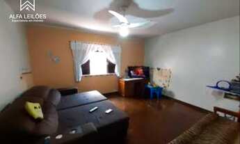 Imagem 2: 2 Imóveis Residencial e Comercial no Centro com 247m² de Área Construída e 40% de Desconto