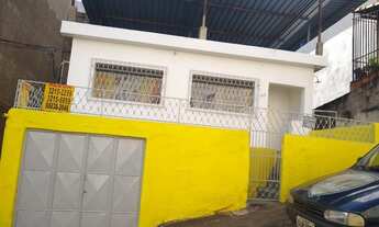 Imagem 3: Casa de 03 quartos e garagem no Bairro Bandeirantes