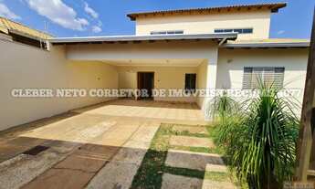 Imagem 3: IMÓVEL COM CÔMODOS AMPLOS EM ÓTIMA LOCALIZAÇÃO!