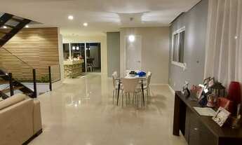 Imagem 6: Casa de condomínio fechado semi nova 450 metros quadrados com 4 quartos espaço p piscina