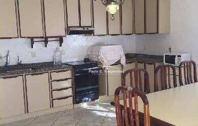 Imagem 5: Casa com 4 dormitórios, sendo 01 suíte, sala de estar e jantar, 02 vagas de garagem, varan