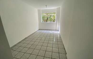 Imagem 4: Kitnet/conjugado para aluguel possui 25 metros quadrados com 1 quarto em Bela Vista - São