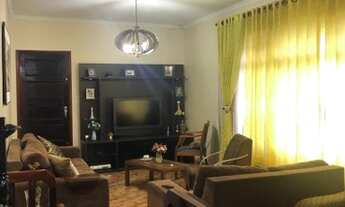 Imagem 6: Ótima oportunidade 3 casas em um terreno com garagem