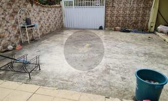 Imagem 5: Casa a venda com 03 suítes, terreno amplo, piscina, churrasqueira