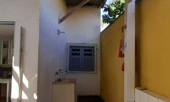 Imagem 2: 25 metros do mar de Jacaraípe, casa escriturada, churrasqueira, quintal, R$320mil