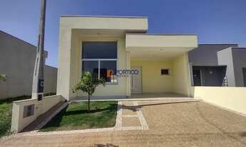 Imagem: Casa térrea com 3 dormitórios, 3 suítes