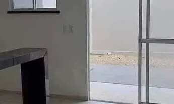 Imagem 4: Apartamento para venda possui 95 metros quadrados com 2 quartos em Barrocão - Itaitinga