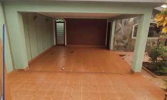 Imagem: RIBEIRÃO PRETO - Casa Padrão - JARDIM