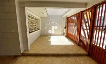 Imagem 4: Sobrado 186m², 3 Quartos, 4 Vagas, para Alugar, Comercial/Residencial,Bairro Jardim, Santo