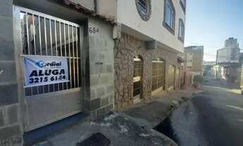 Imagem 1: Casa de vila para aluguel tem 62 metros quadrados com 2 quartos em Granbery - Juiz de Fora