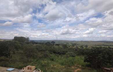 Imagem 5: Casa de condomínio para venda tem 335 metros quadrados com 4 quartos em Pimentas - Betim