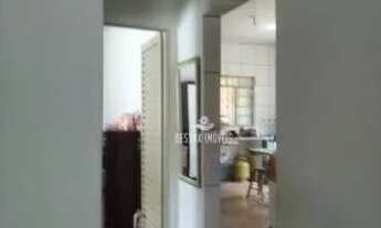 Imagem 2: Casa com 2 dormitórios à venda por R$ 350.000 - São Jorge - Uberlândia/MG