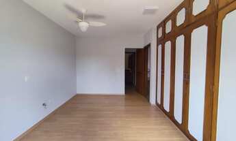 Imagem 7: Casa no Res. 9, Alphaville- SP, para aluguel com 391 m², 5 quartos, sendo 2 suítes