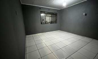 Imagem 5: Alugo casa em otima localização com 2 dormitórios