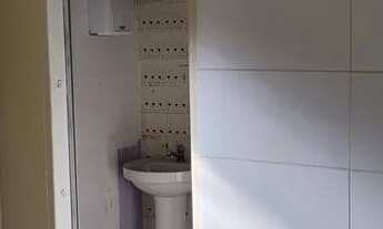 Imagem 3: Ponto comercial/Loja/Box para venda possui 145 metros quadrados