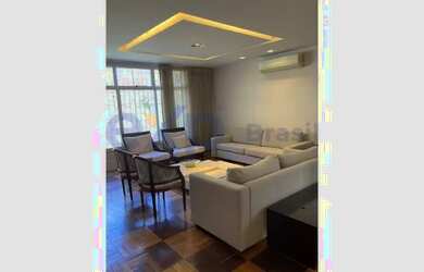 Imagem 3: Exclusividade e Sofisticação: Linda Casa à Venda na Gávea com Lazer Completo!