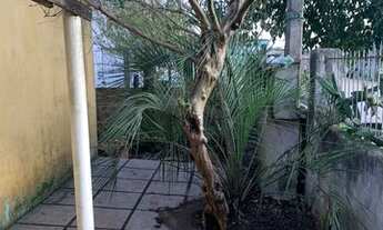 Imagem: Vende-se casa no fragata