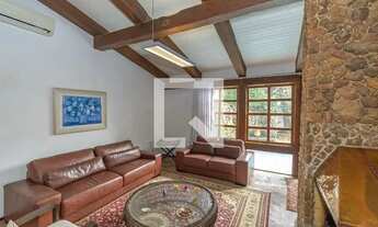 Imagem 7: Casa à Venda - Bairro das Palmeiras, 4 Quartos, 502 m2