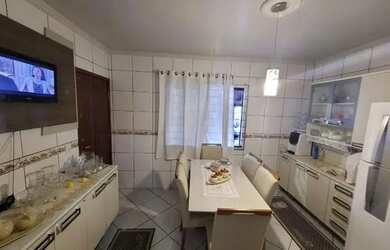 Imagem 4: Tijucas - Casa Padrão - Praca