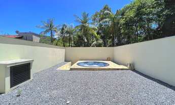 Imagem 6: Sobrado à venda, 3 quartos, sendo 3 suítes, Bairro Chico de Paulo, Jaraguá do Sul/ SC