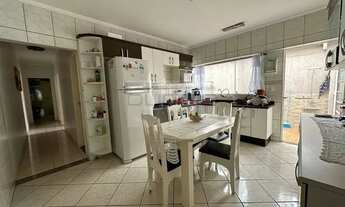 Imagem 4: Casa Térrea de 03 dormitórios, sendo 01 suíte, à venda na Vila Vitória, Mogi das Cruzes