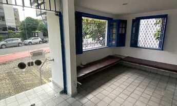 Imagem 2: Casa comercial para aluguel e venda tem 378 metros quadrados com 17 quartos em Graças - Re