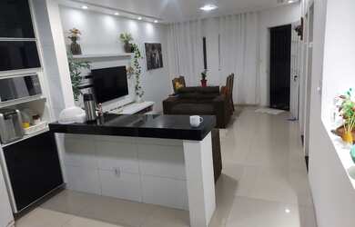 Imagem 5: VENDO CASA - 2/4( 1 Suite ) - Térreo - Frente de rua