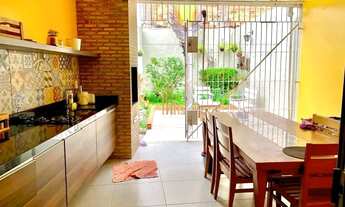 Imagem: Casa Mobiliada à venda 3 Quartos e 180m²