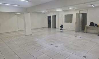 Imagem 4: Excelente Casa Com 10 Cômodos Próxima ao Comércio de Casa Amarela