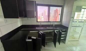 Imagem 6: Helio Pires Aluga Apartamento no Ed. Torre De Farnese 4 suítes