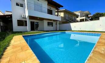 Imagem 2: Casa à venda e para alugar em Santana de Parnaíba, Alphaville, com 4 quartos, com 320 m²