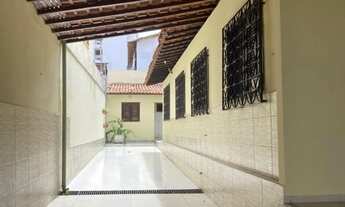 Imagem 2: Excelente casa no Parque Shalon R$ 700.000