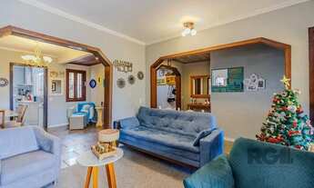 Imagem 5: Casa com 234m², 3 dormitórios, 3 vagas no bairro Partenon