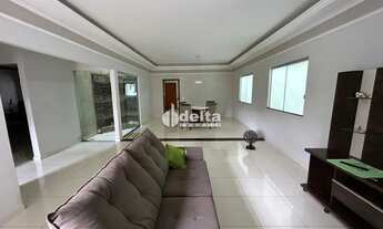 Imagem: Casa residencial mobiliada com 3 quartos