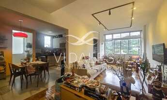 Imagem: LINDO APARTAMENTO REFORMADO COSME VELHO