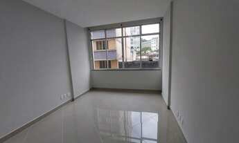 Imagem: Apto Centro, frente, amplo, reformadíssimo