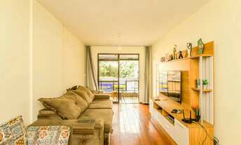 Imagem: Tradicional apartamento de 2 quartos com