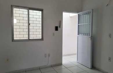 Imagem 6: Kitnete no Benfica, 1 vão com banheiro social, em Fortaleza -Ce